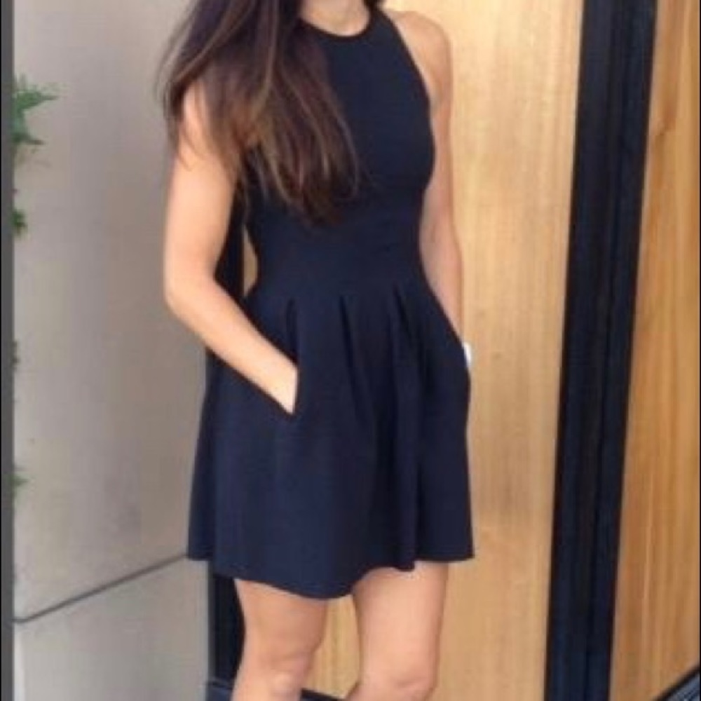 Lululemon here to there black dress size 10